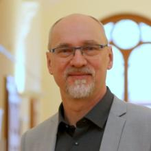 Musikschulleiter Herr Herrmann